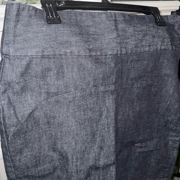 Dark Navy Knee Length Pencil Denim Skirt by Gap - Size 14 - Picture 3 of 13